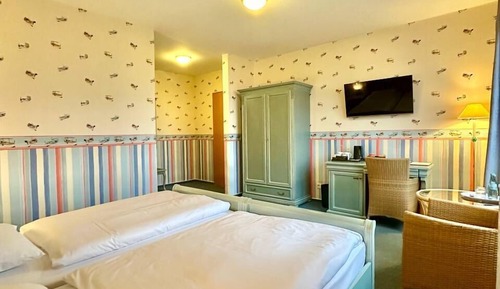 Standard Double or Twin Room, 2 Twin Beds, Ensuite, Beachside