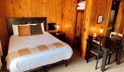 Standard Room, 1 Queen Bed with Sofa bed