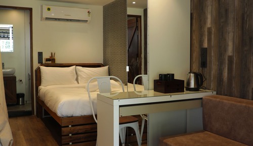 Design Quadruple Room