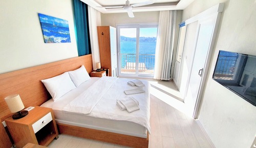 Deluxe Room, Balcony, Sea View