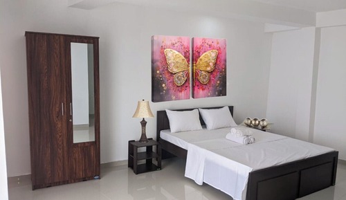 Panoramic Room