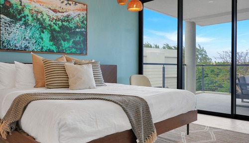 Luxury Suite