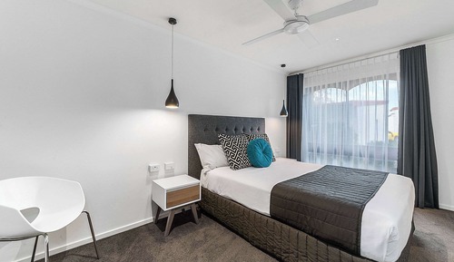 Suite, Multiple Beds, Non Smoking