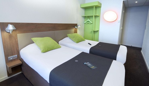 Room, 2 Twin Beds (Next Generation)