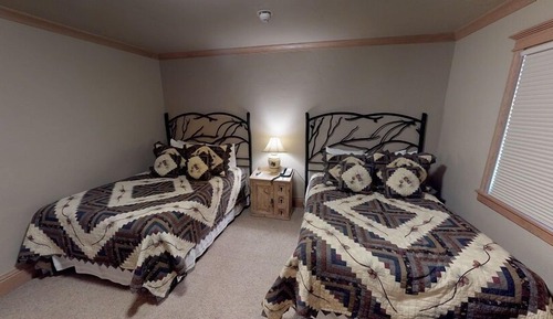 Condo, 2 Bedrooms