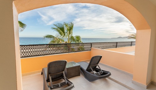 Deluxe Room, Balcony, Oceanfront