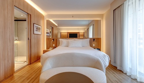 Quarto Premium com Cama King-size