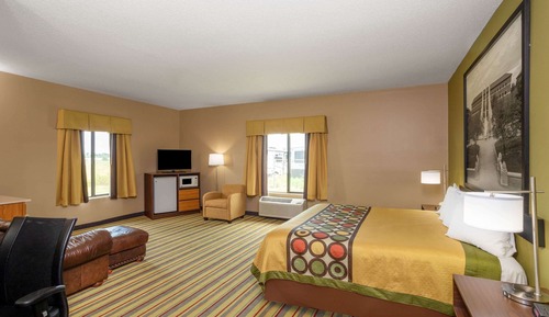 Studio Suite, 1 King Bed, Non Smoking