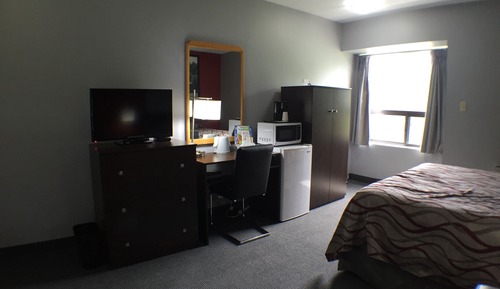 Standard Room, 1 Queen Bed