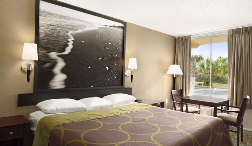 Standard Room, 1 King Bed
