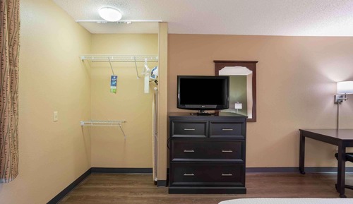 Studio, 1 Queen Bed, Accessible, Non Smoking