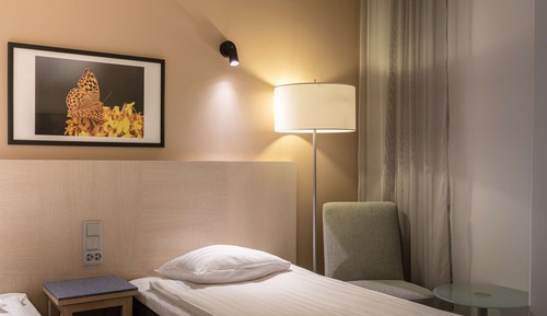 Twin Room, No Windows