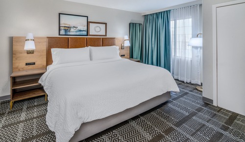 Suite,  1 King Bed, Kitchen (Mobility, Accessible Tub)