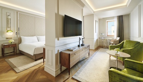 Junior Suite, 1 King Bed