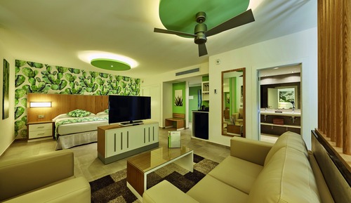 Junior Suite (M)
