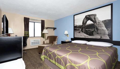 Standard Room, 1 King Bed