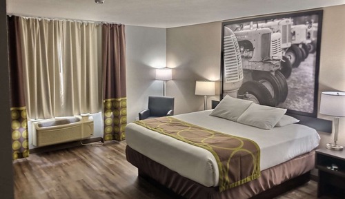 Studio Suite, 1 King Bed with Sofa bed, Non Smoking