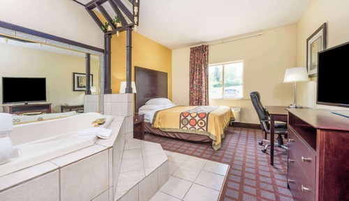 Studio Suite, 1 Queen Bed, Non Smoking