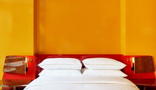 Deluxe Studio, 1 King Bed