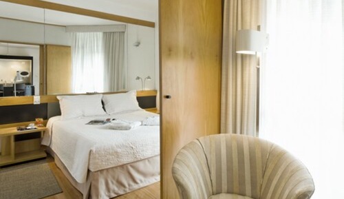 Luxo Casal - 1 Cama Casal
