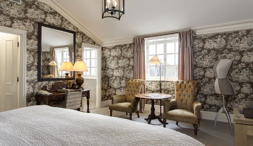 Junior Suite