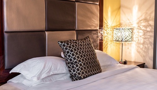 Standard Room, 1 King Bed