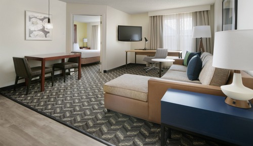 Suite, 1 Bedroom (Mobility/Hearing Accessible, Tub)