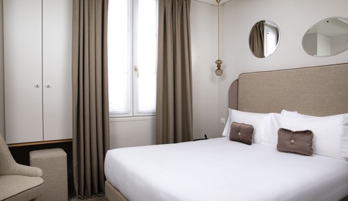 Classic Double Room
