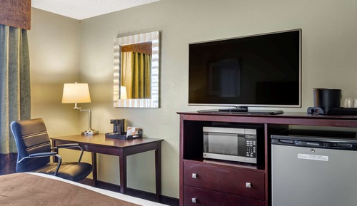 Standard Room, 2 Queen Beds, Non Smoking