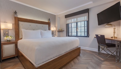 Luxe King Room