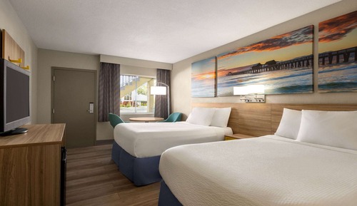 Standard Room, 2 Queen Beds