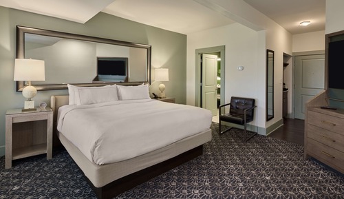 Superior Room, 1 King Bed, Balcony
