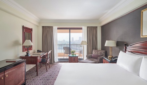 Classic Room, 1 King Bed, Business Lounge Access (Nile View)