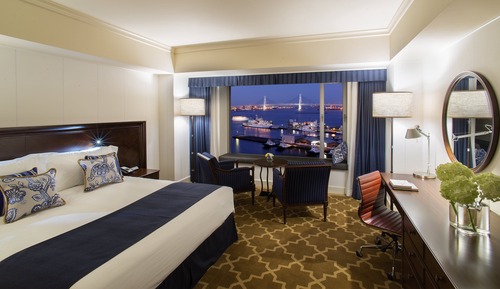 Premium Room, 1 King Bed, Club Lounge Access, Harbor View (High Floor)