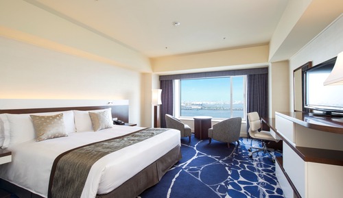 Classic Room, 1 King Bed, Harbor View (High Floor)