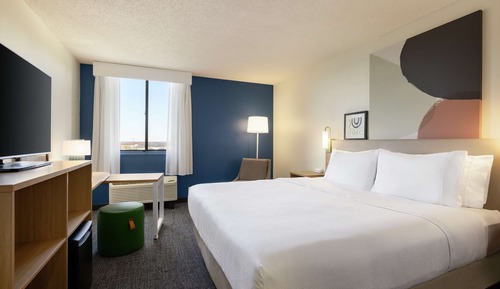 Room, 1 King Bed, Accessible (Hearing)