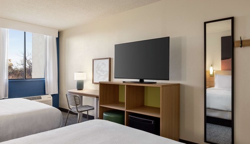 Room, 2 Queen Beds, Non Smoking