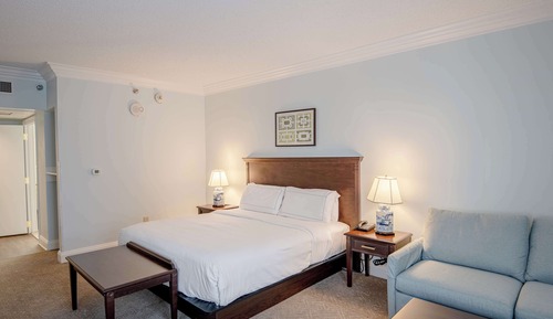 Room, 1 King Bed, Accessible, Fireplace (Accessible Bathtub)