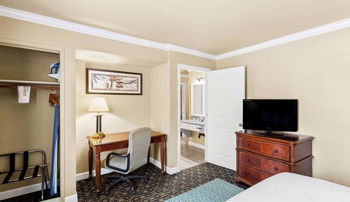 Suite, Multiple Beds, Non Smoking, Kitchenette (with Sofabed)