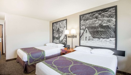 Double Room, 2 Double Beds