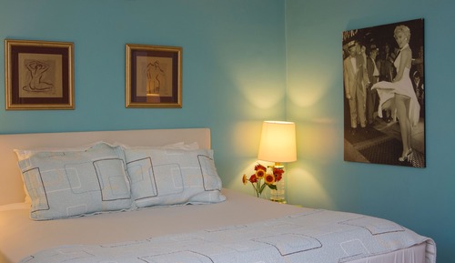 Premium Double Room, 1 King Bed, Refrigerator & Microwave, Poolside