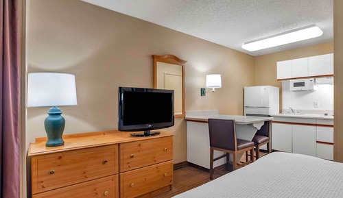 Studio, 1 Queen Bed, Accessible, Non Smoking