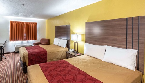 Standard Room, 2 Double Beds, Non Smoking