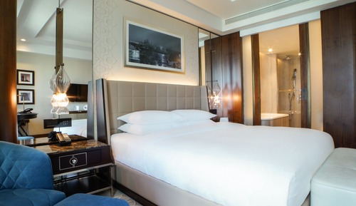 Room, 1 King Bed, Sea View