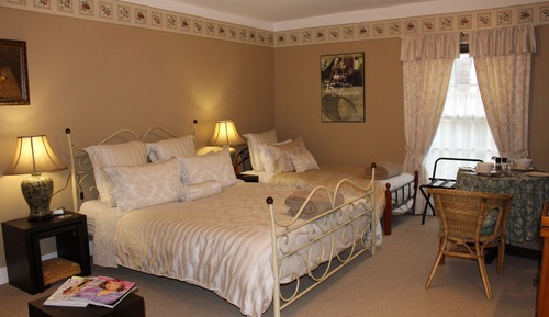 Standard Apartment, Non Smoking, Kitchenette (Turnbull - with steps inside)