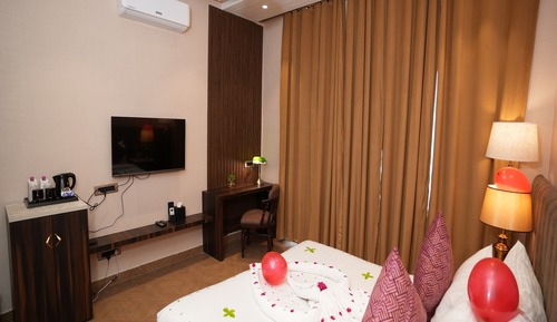 Deluxe Room with Garden View