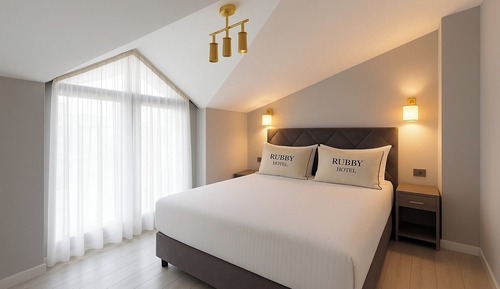 King Suit with Terrace