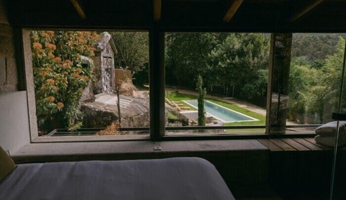 Premium Double Room, 1 King Bed, Pool View