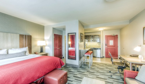 Studio Suite, 1 King Bed, Accessible, Kitchen (Comm, Roll Shwr)