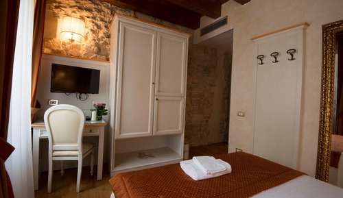 Economy Double Room, 1 Double Bed (Small)